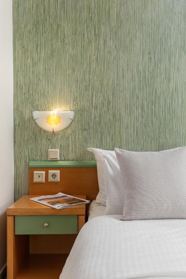 Dias Hotel Platamon エクステリア 写真