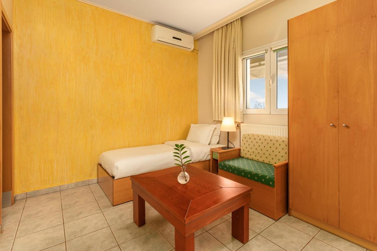Dias Hotel Platamon エクステリア 写真
